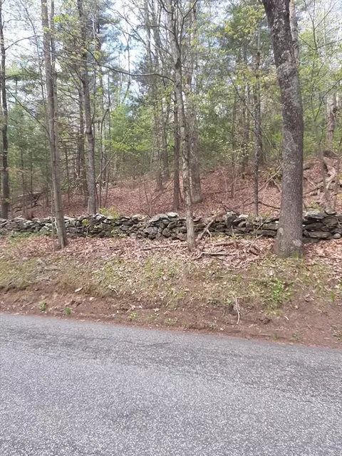 0 Paige Hill Rd, Brimfield, MA 01010