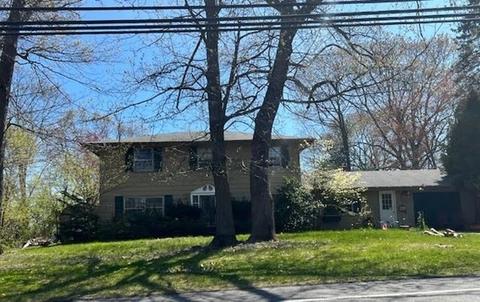 116 North St, Danvers, MA 01923 photo 1