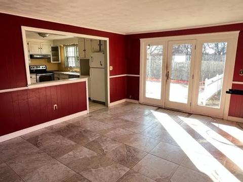 116 North St, Danvers, MA 01923 photo 5