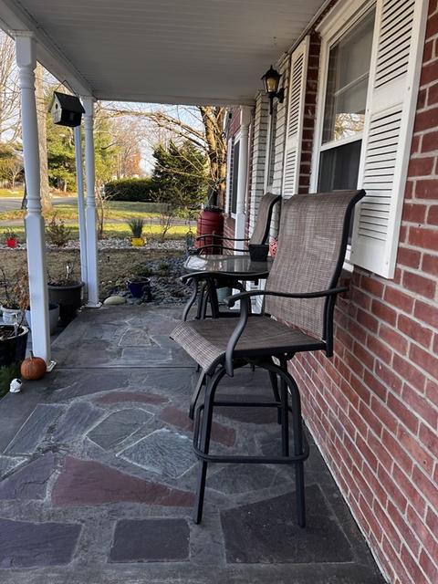 89 Agnes St, Springfield, MA 01118 photo 5