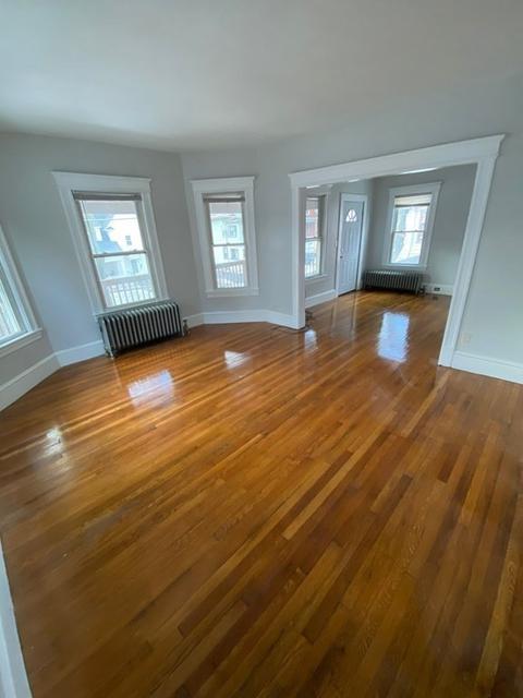 25 Kimberly Ave, Springfield, MA 01108 photo 2