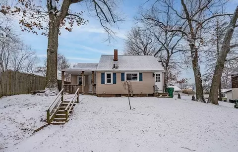 33 William St, Chicopee, MA 01020 photo 18