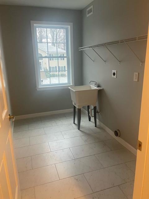 24 Broome Ave, Worcester, MA 01604 photo 7