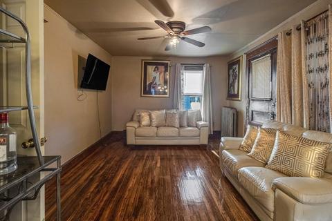 72-74 Kenyon St, Springfield, MA 01109 photo 13