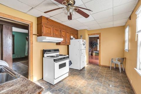 72-74 Kenyon St, Springfield, MA 01109 photo 22