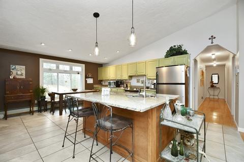25 Eastham St, Worcester, MA 01604 photo 7