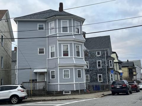 87 Tuttle St, Fall River, MA 02724 photo 3