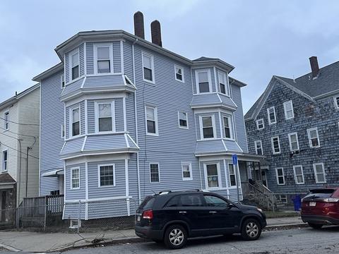 87 Tuttle St, Fall River, MA 02724 photo 4