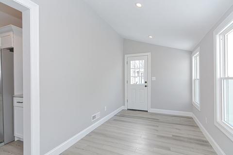 3 E Burnside Ave, Lowell, MA 01850 photo 2