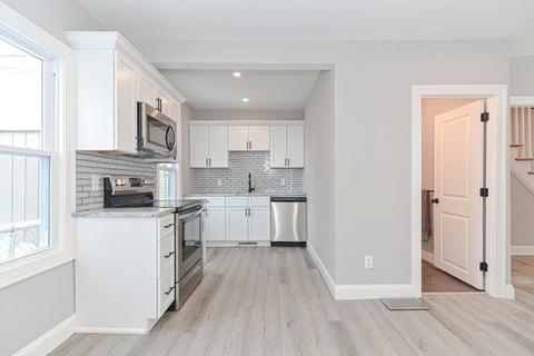 3 E Burnside Ave, Lowell, MA 01850 photo 8