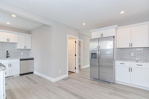 3 E Burnside Ave, Lowell, MA 01850 photo 7