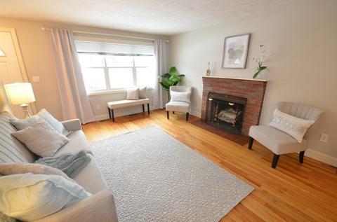 25 Fuller Pl, Franklin, MA 02038 photo 4