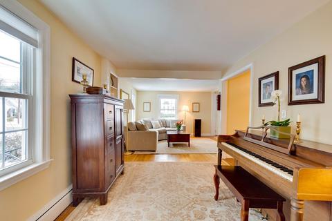64 Grosvenor, Needham, MA 02492 photo 8