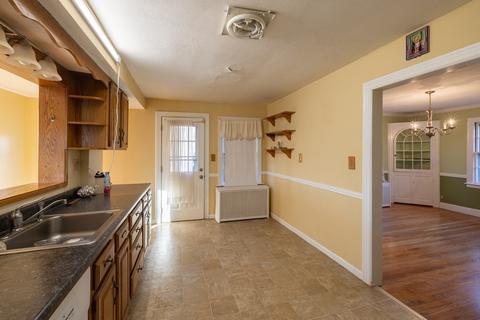 26 Button St, Worcester, MA 01606 photo 6