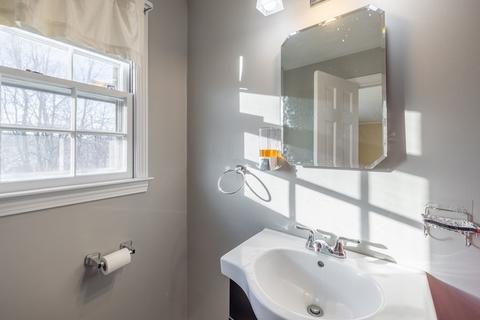 26 Button St, Worcester, MA 01606 photo 12