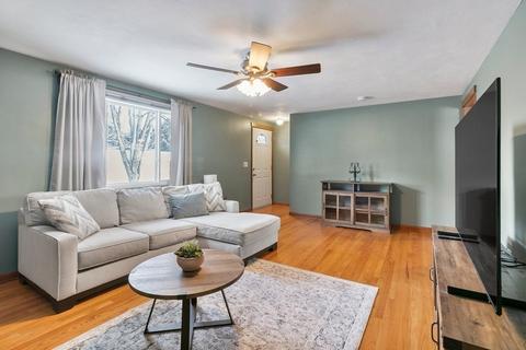 35 Helberg Rd, Springfield, MA 01128 photo 8