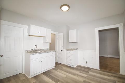 72 Malden St, Springfield, MA 01108 photo 14