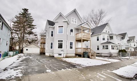 72 Malden St, Springfield, MA 01108 photo 4