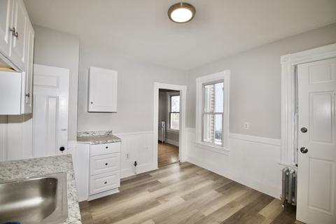 72 Malden St, Springfield, MA 01108 photo 12