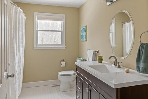 114 Chestnut St, Upton, MA 01568 photo 30