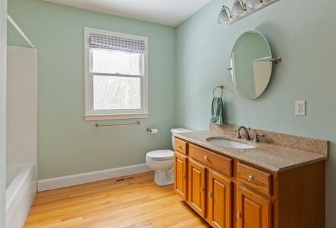 114 Chestnut St, Upton, MA 01568 photo 16