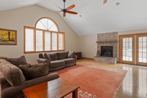 114 Chestnut St, Upton, MA 01568 photo 14