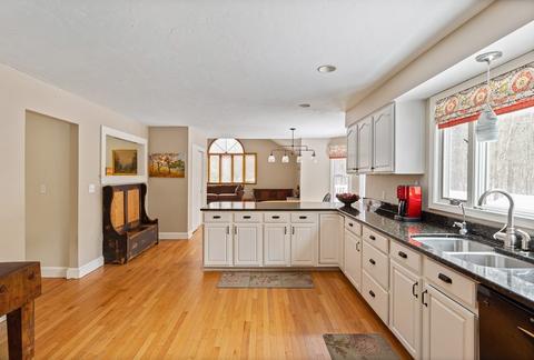 114 Chestnut St, Upton, MA 01568 photo 12