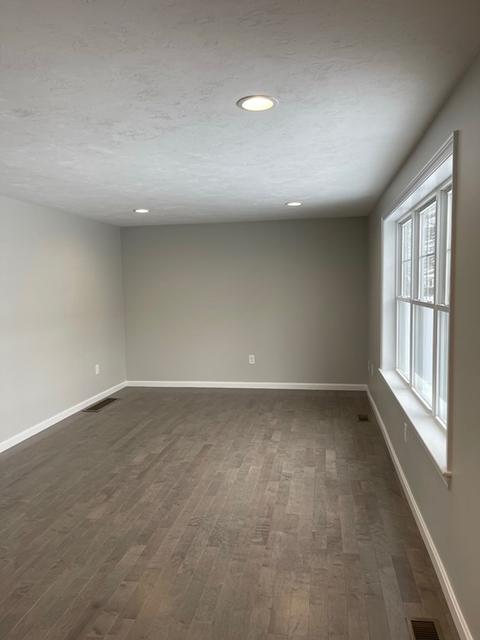 30 Markham Cir, Ayer, MA 01432 photo 8