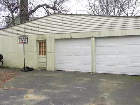 21 Forest St, Springfield, MA 01108 photo 7