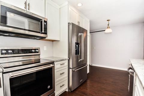 79 Edgell Dr, Framingham, MA 01701 photo 11