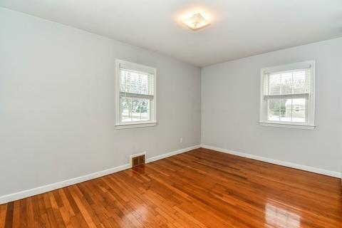 79 Edgell Dr, Framingham, MA 01701 photo 19