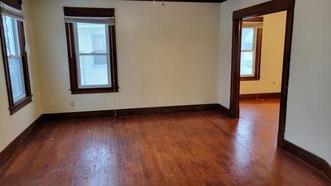 60-62 Edgemont St, Springfield, MA 01109 photo 4