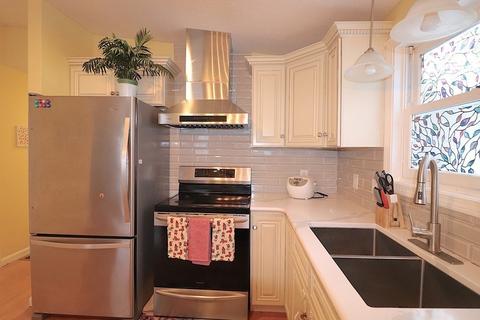 37 Norfolk St #B, Canton, MA 02021 photo 4