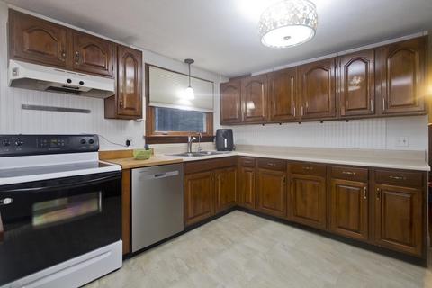 113 Strong St, Easthampton, MA 01027 photo 15