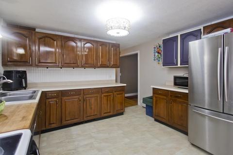 113 Strong St, Easthampton, MA 01027 photo 16
