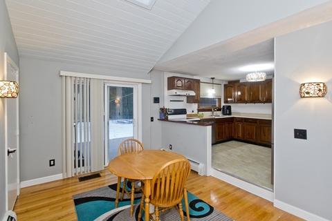 113 Strong St, Easthampton, MA 01027 photo 11