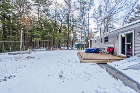 113 Strong St, Easthampton, MA 01027 photo 4