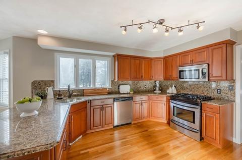 5 Devonshire Pl, Andover, MA 01810 photo 8