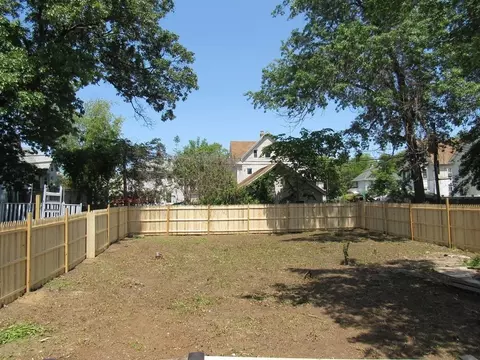 138 Bloomfield St, Springfield, MA 01108 photo 15
