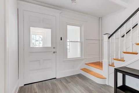 29 Greene St, Beverly, MA 01915 photo 17