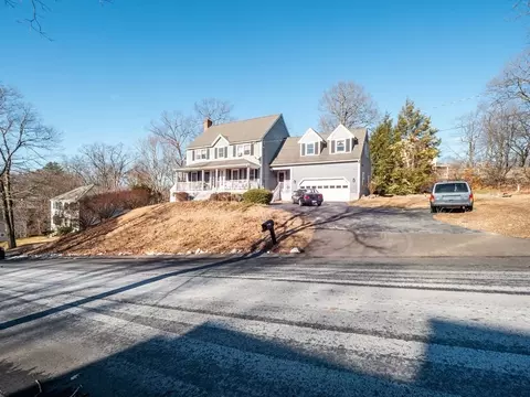 28 High St, Ayer, MA 01432 photo 2
