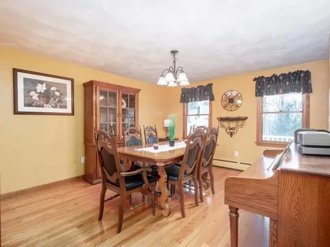 28 High St, Ayer, MA 01432 photo 10