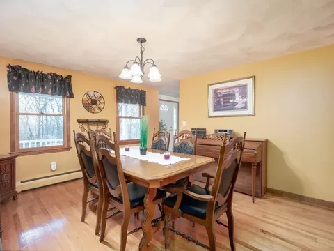 28 High St, Ayer, MA 01432 photo 11