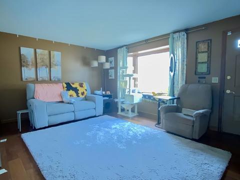 271 Parkerview St, Springfield, MA 01129 photo 4