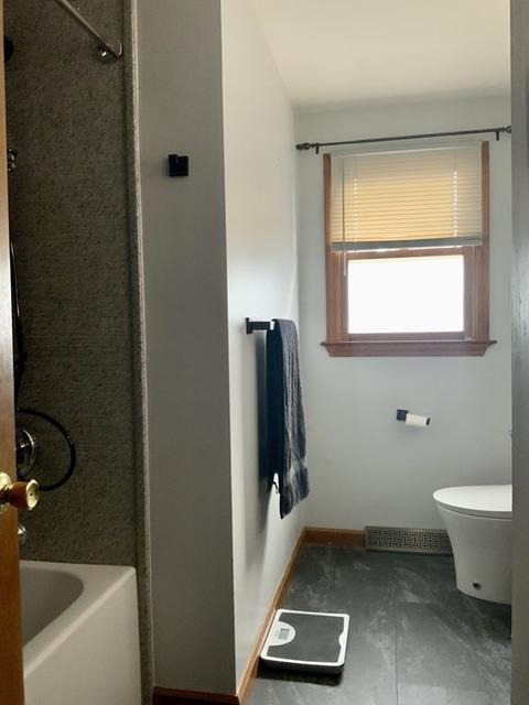 271 Parkerview St, Springfield, MA 01129 photo 9