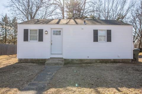 151 Switzer Ave, Springfield, MA 01109 photo 2