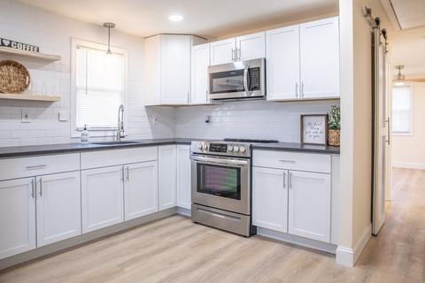 151 Switzer Ave, Springfield, MA 01109 photo 6