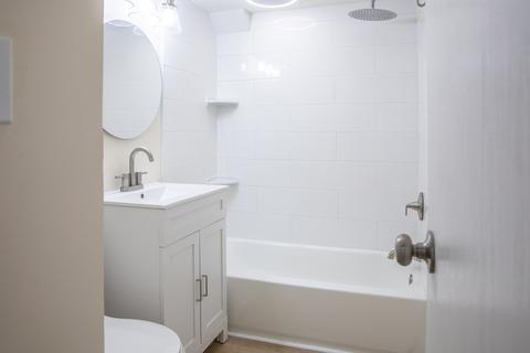 151 Switzer Ave, Springfield, MA 01109 photo 9