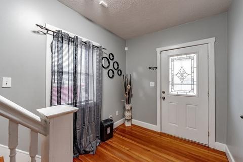 99 Edendale St, Springfield, MA 01104 photo 6