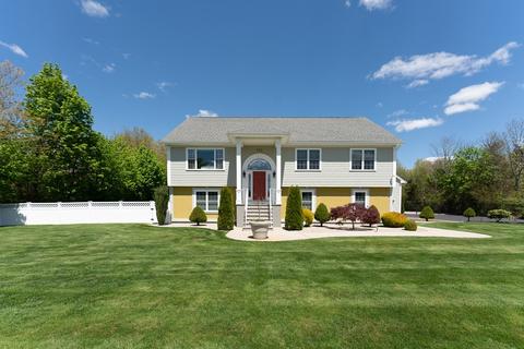 398 Tremont St, Rehoboth, MA 02769